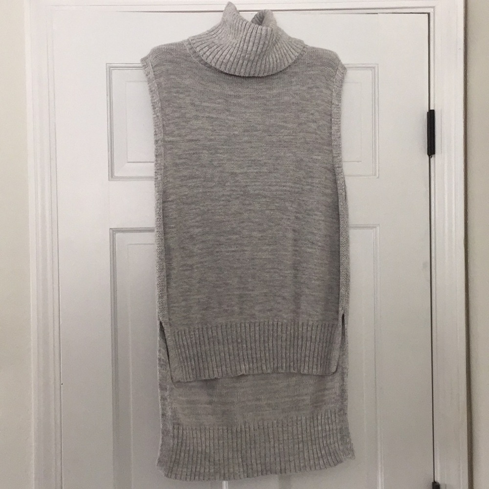 Banana Republic sleeveless sweater tunic